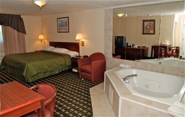 Boulevard Inn Амгерст Номер фото